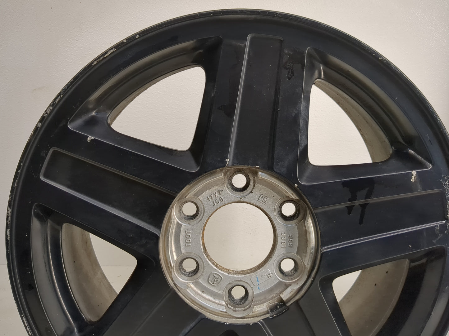 2002-2003 Chevrolet Trailblazer Oem Wheel Rim Black - Oemusedautoparts1.com