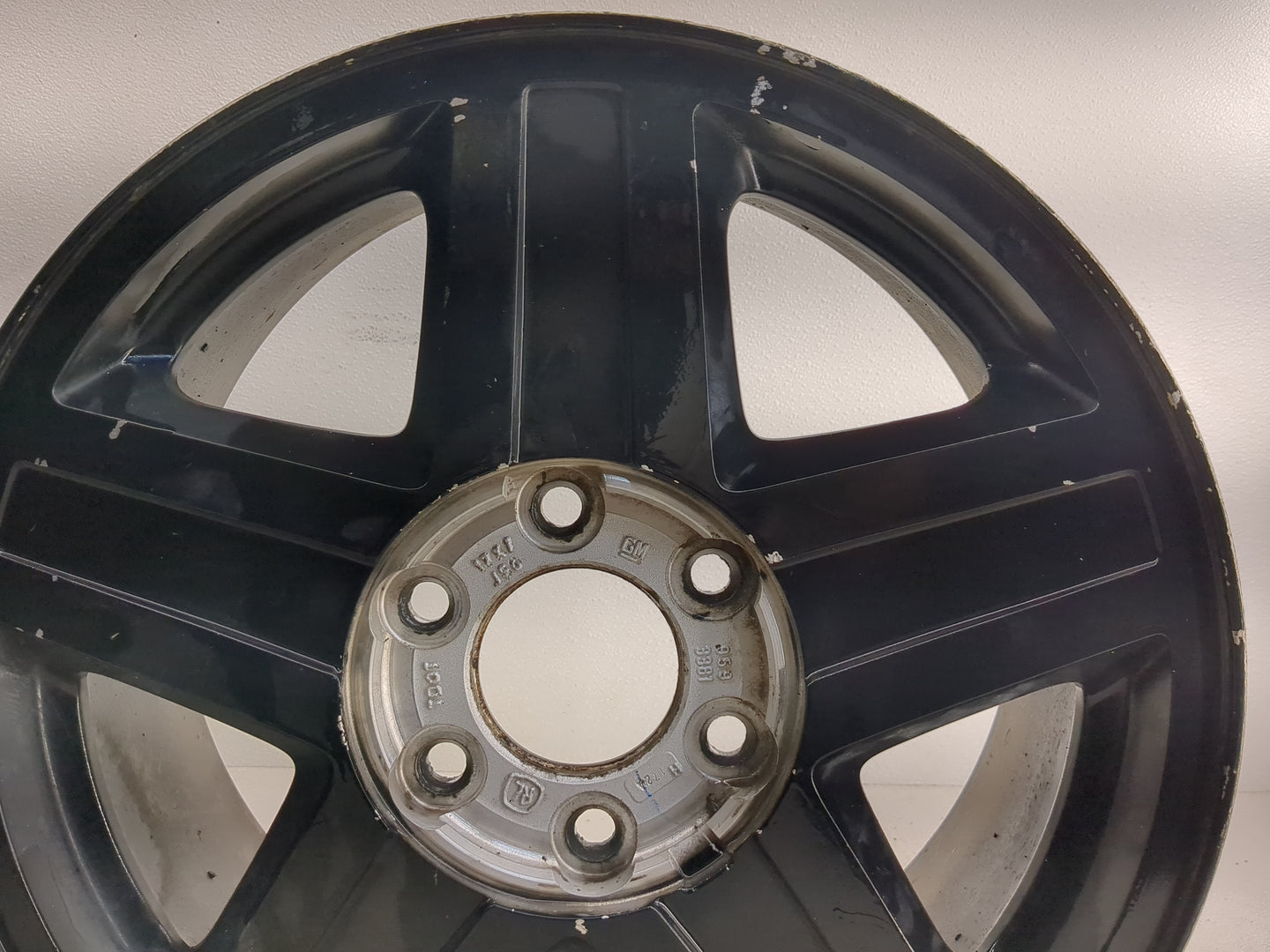 2002-2003 Chevrolet Trailblazer Oem Wheel Rim Black - Oemusedautoparts1.com