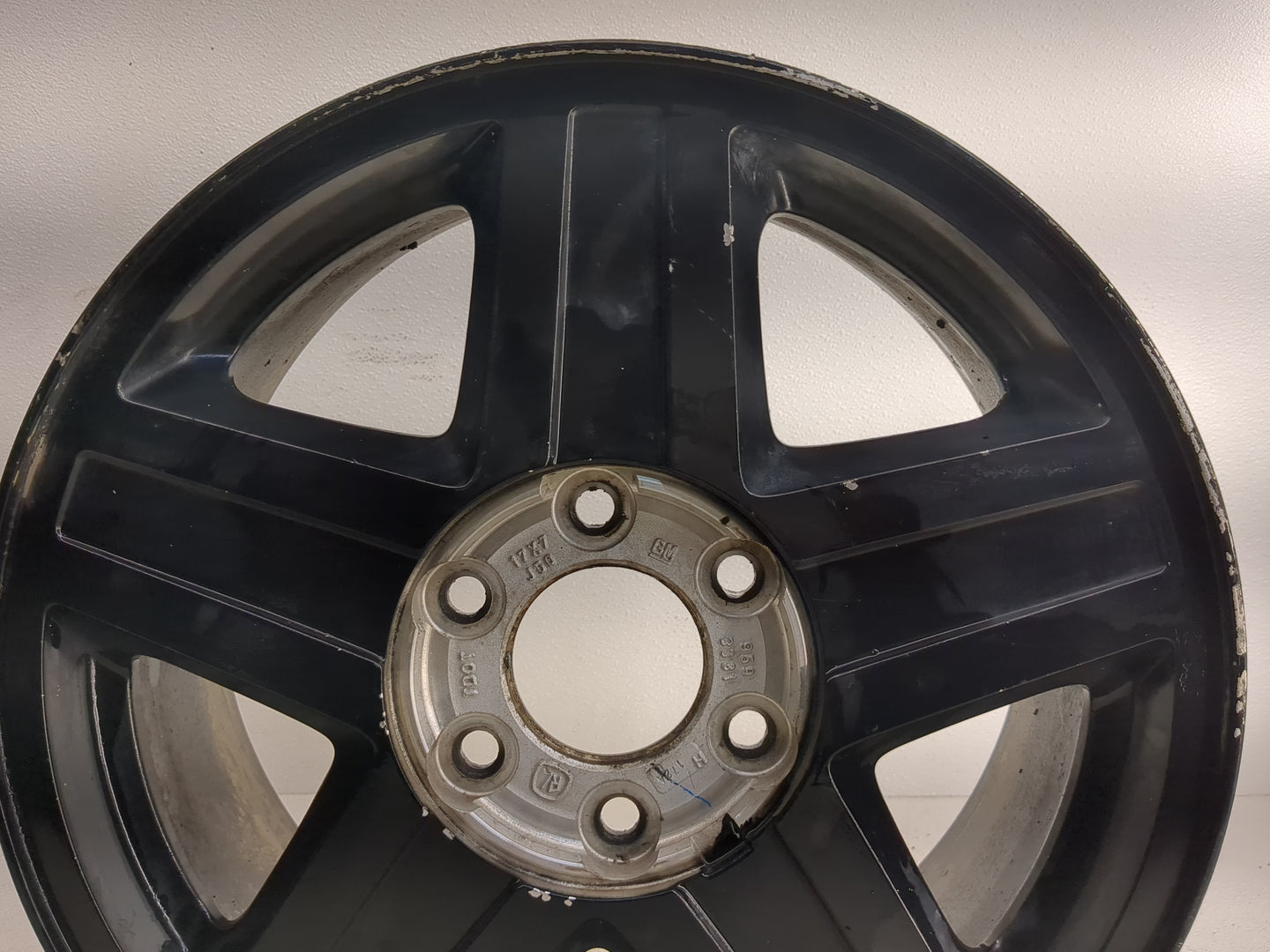 2002-2003 Chevrolet Trailblazer Oem Wheel Rim Black - Oemusedautoparts1.com