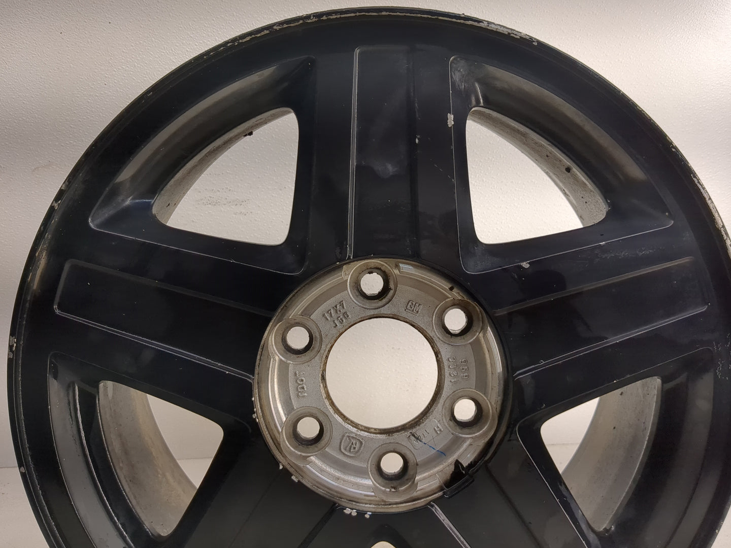 2002-2003 Chevrolet Trailblazer Oem Wheel Rim Black - Oemusedautoparts1.com