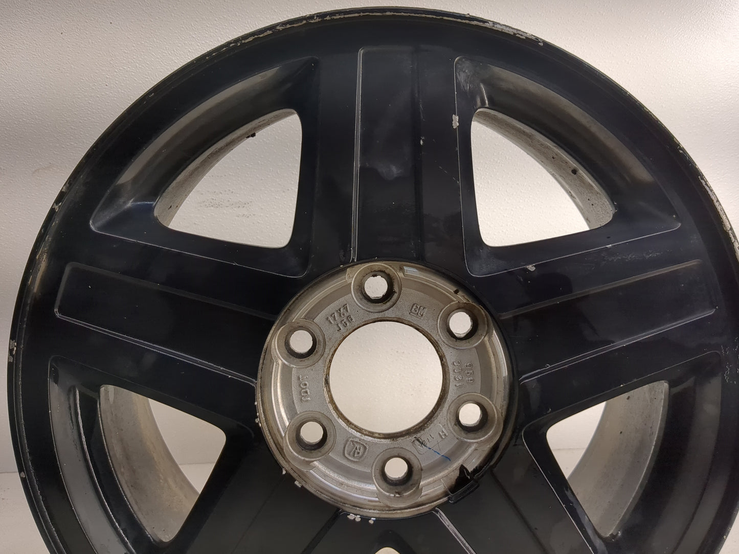 2002-2003 Chevrolet Trailblazer Oem Wheel Rim Black - Oemusedautoparts1.com