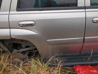 2002-2004 Chevrolet Trailblazer Passenger Rear Door Oem 1231409 - Oemusedautoparts1.com