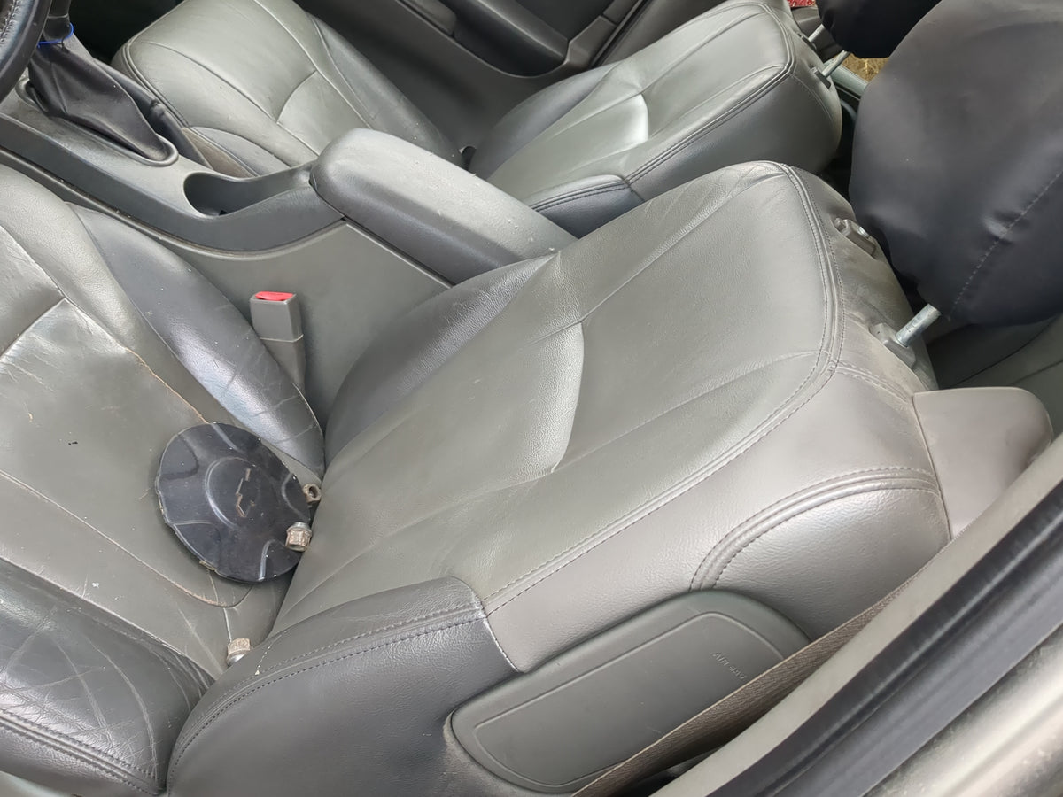 2002 Chevrolet Trailblazer Driver Front Seat Oem - Oemusedautoparts1.com
