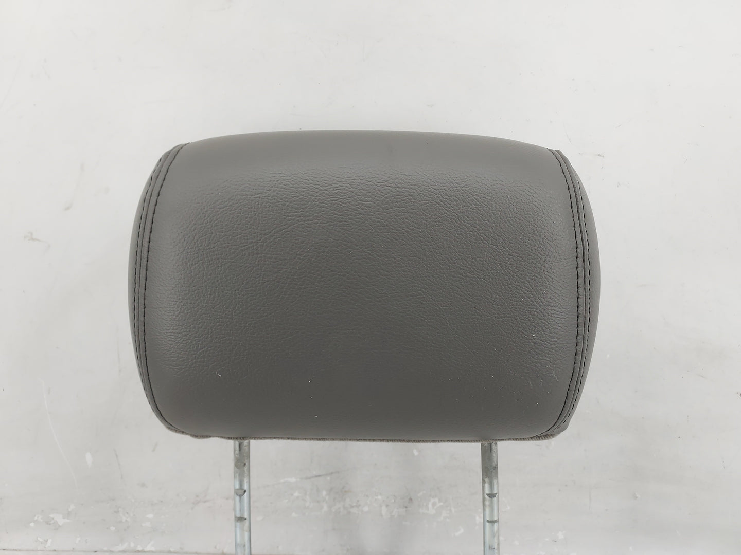 2002 Chevrolet Trailblazer Headrest Head Rest Front Driver Passenger Seat Fits OEM Used Auto Parts - Oemusedautoparts1.com