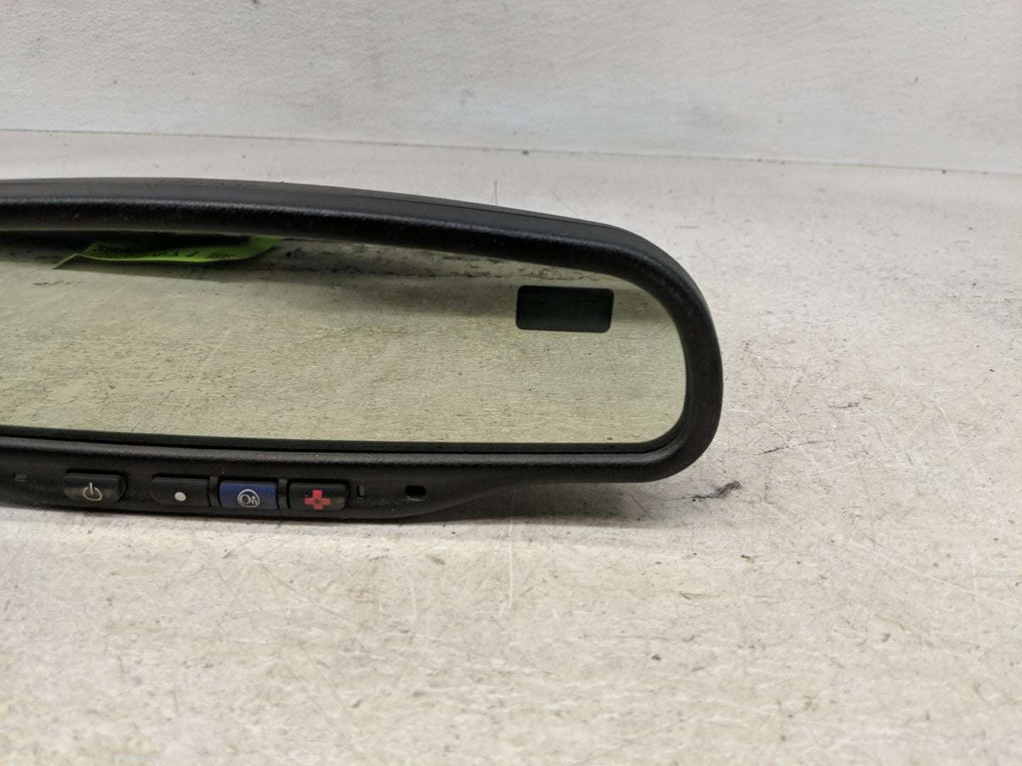 2002 Chevrolet Trailblazer Interior Rear View Mirror Replacement OEM Fits OEM Used Auto Parts - Oemusedautoparts1.com