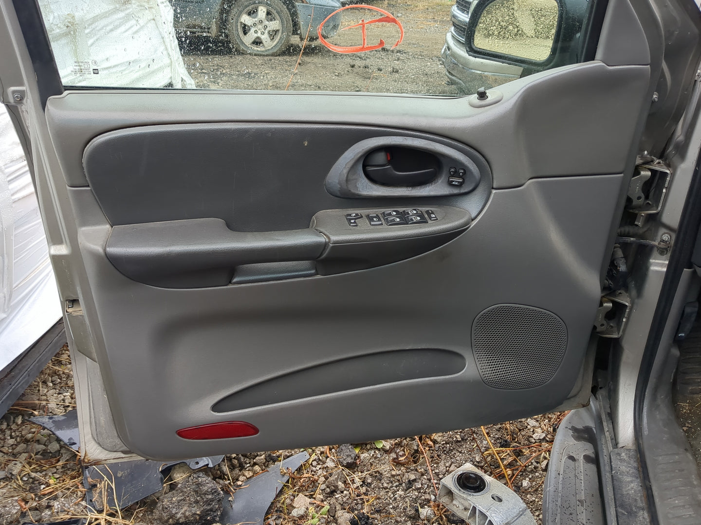 2002 Chevrolet Trailblazer Front Left Driver Interior Door Panel Trim - Oemusedautoparts1.com