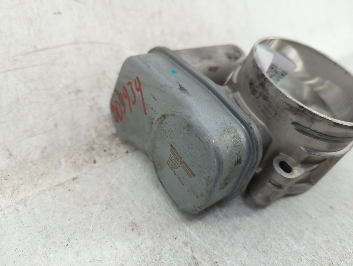 2002 Chevrolet Trailblazer Throttle Body Fits OEM Used Auto Parts - Oemusedautoparts1.com