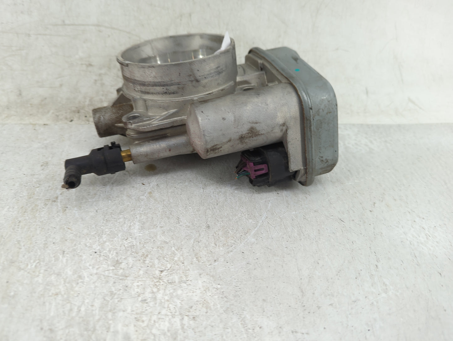 2002 Chevrolet Trailblazer Throttle Body Fits OEM Used Auto Parts - Oemusedautoparts1.com