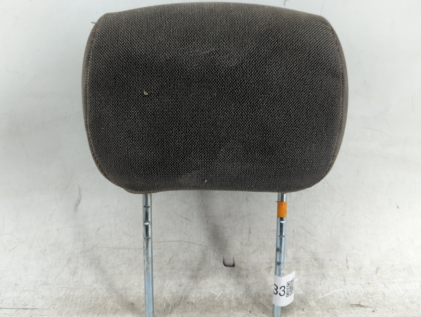 2002 Chevrolet Trailblazer Headrest Head Rest Front Driver Seat Black - Oemusedautoparts1.com