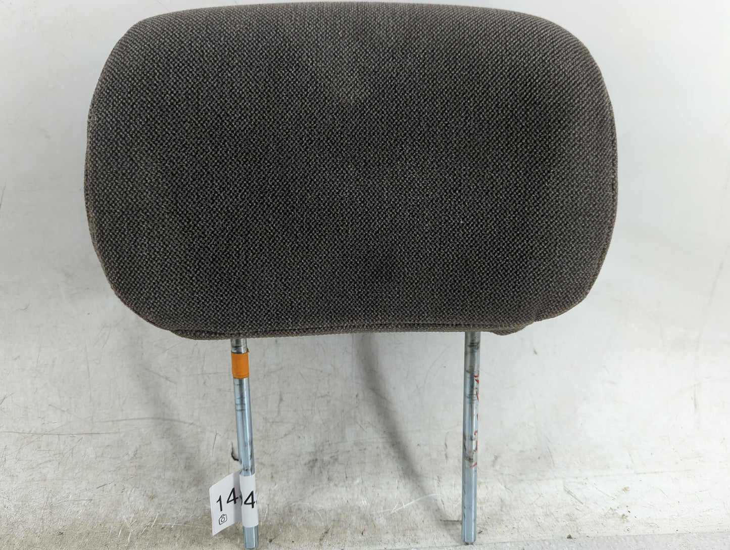 2002 Chevrolet Trailblazer Headrest Head Rest Front Driver Seat Black - Oemusedautoparts1.com