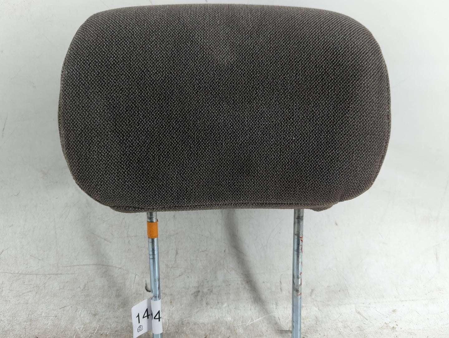 2002 Chevrolet Trailblazer Headrest Head Rest Front Driver Seat Black - Oemusedautoparts1.com