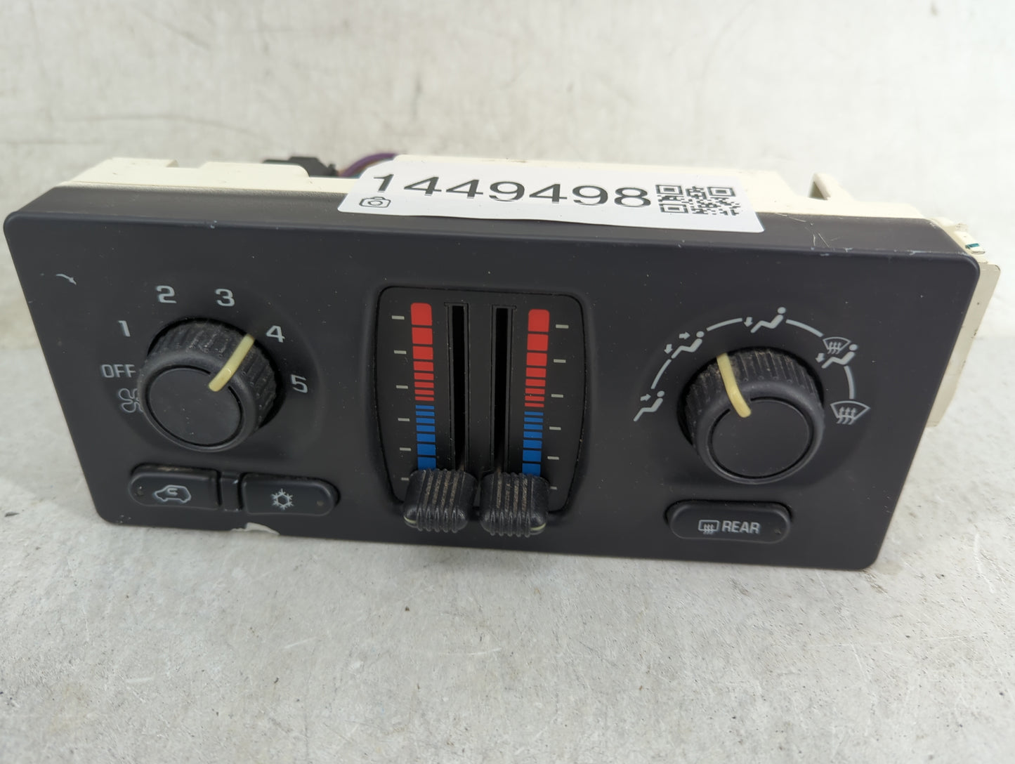 2002 Chevrolet Trailblazer Climate Control Module Temperature AC/Heater Replacement P/N:15195382 Fits OEM Used Auto Parts - 