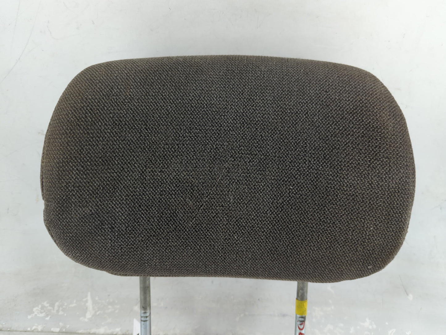 2002 Chevrolet Trailblazer Headrest Head Rest Front Driver Seat Black - Oemusedautoparts1.com