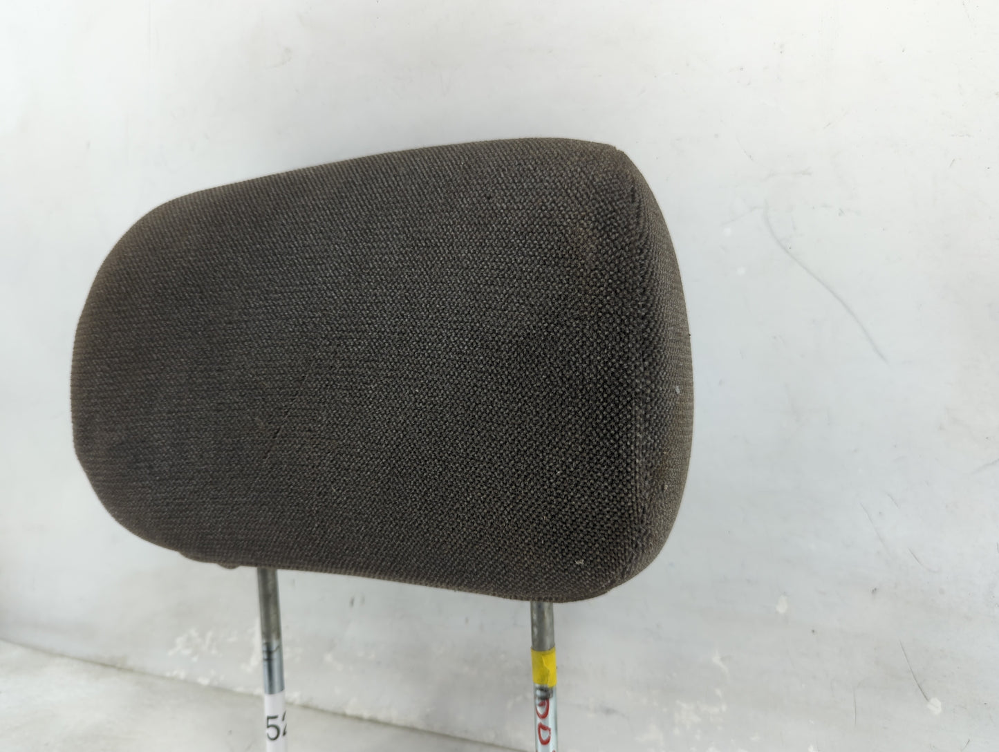2002 Chevrolet Trailblazer Headrest Head Rest Front Driver Seat Black - Oemusedautoparts1.com