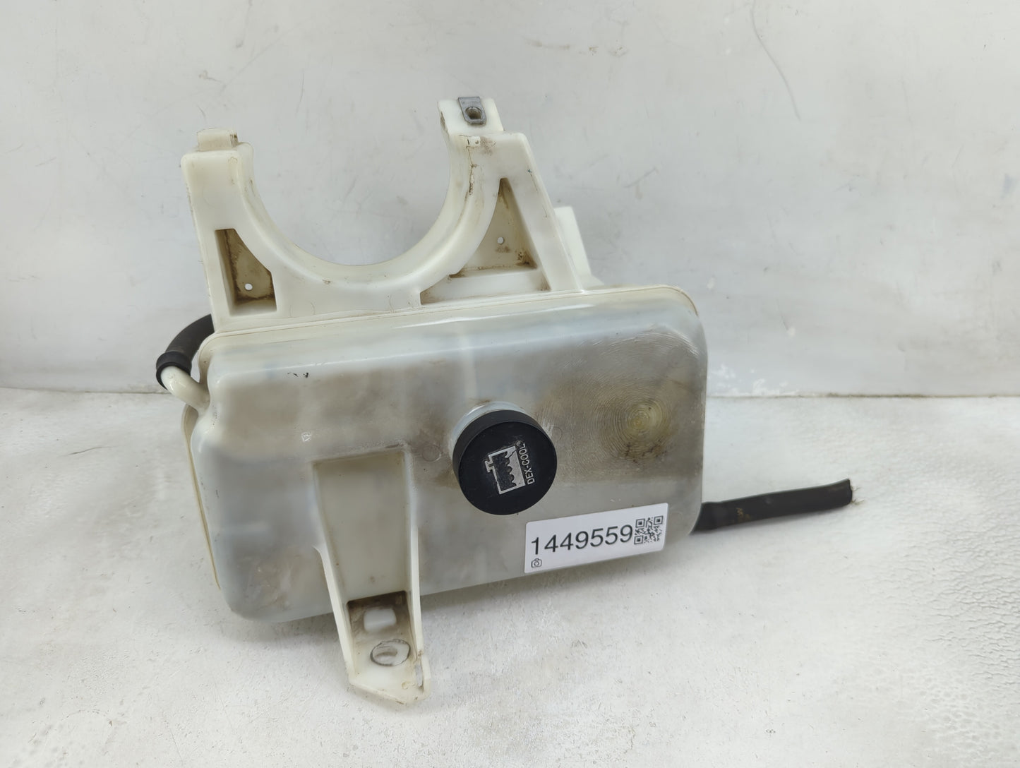 2002 Trailblazer Radiator Coolant Overflow Expansion Tank Bottle - Oemusedautoparts1.com