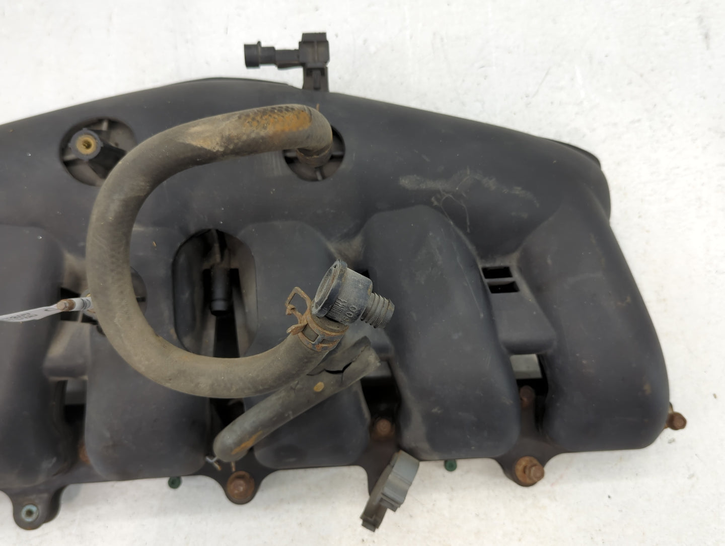 2002-2007 Chevrolet Trailblazer Air Intake Manifold P/N:16212460 Fits Fits 2002 2003 2004 2005 2006 2007 OEM Used Auto Parts