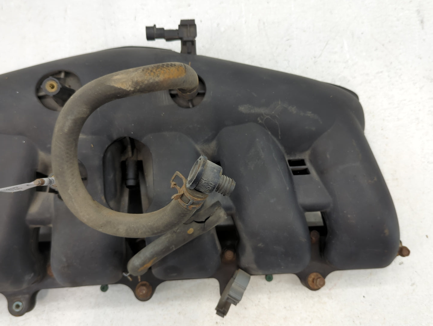 2002-2007 Chevrolet Trailblazer Air Intake Manifold P/N:16212460 Fits Fits 2002 2003 2004 2005 2006 2007 OEM Used Auto Parts