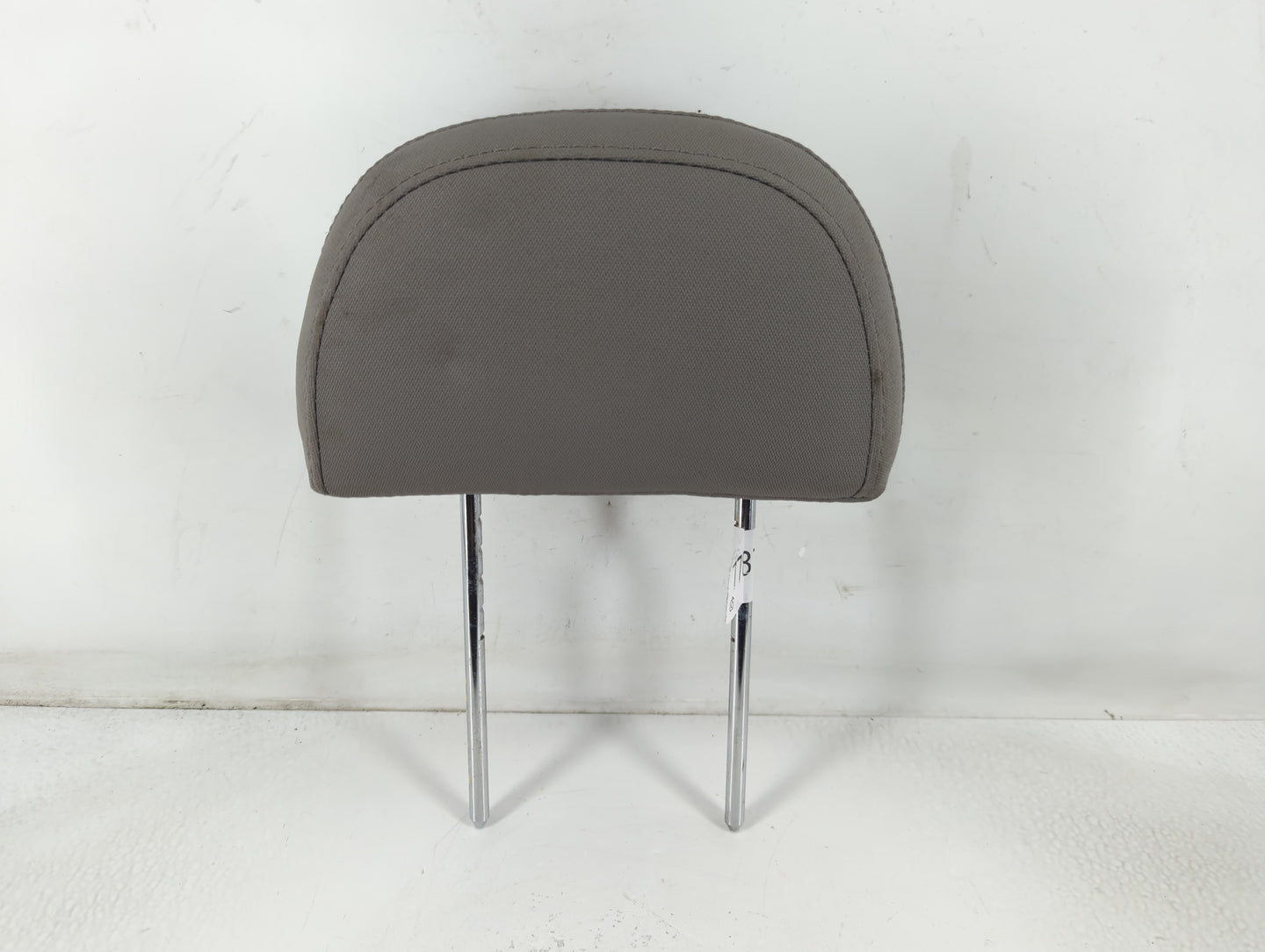 2002 Chevrolet Trailblazer Headrest Head Rest Front Driver Passenger Seat Fits OEM Used Auto Parts - Oemusedautoparts1.com