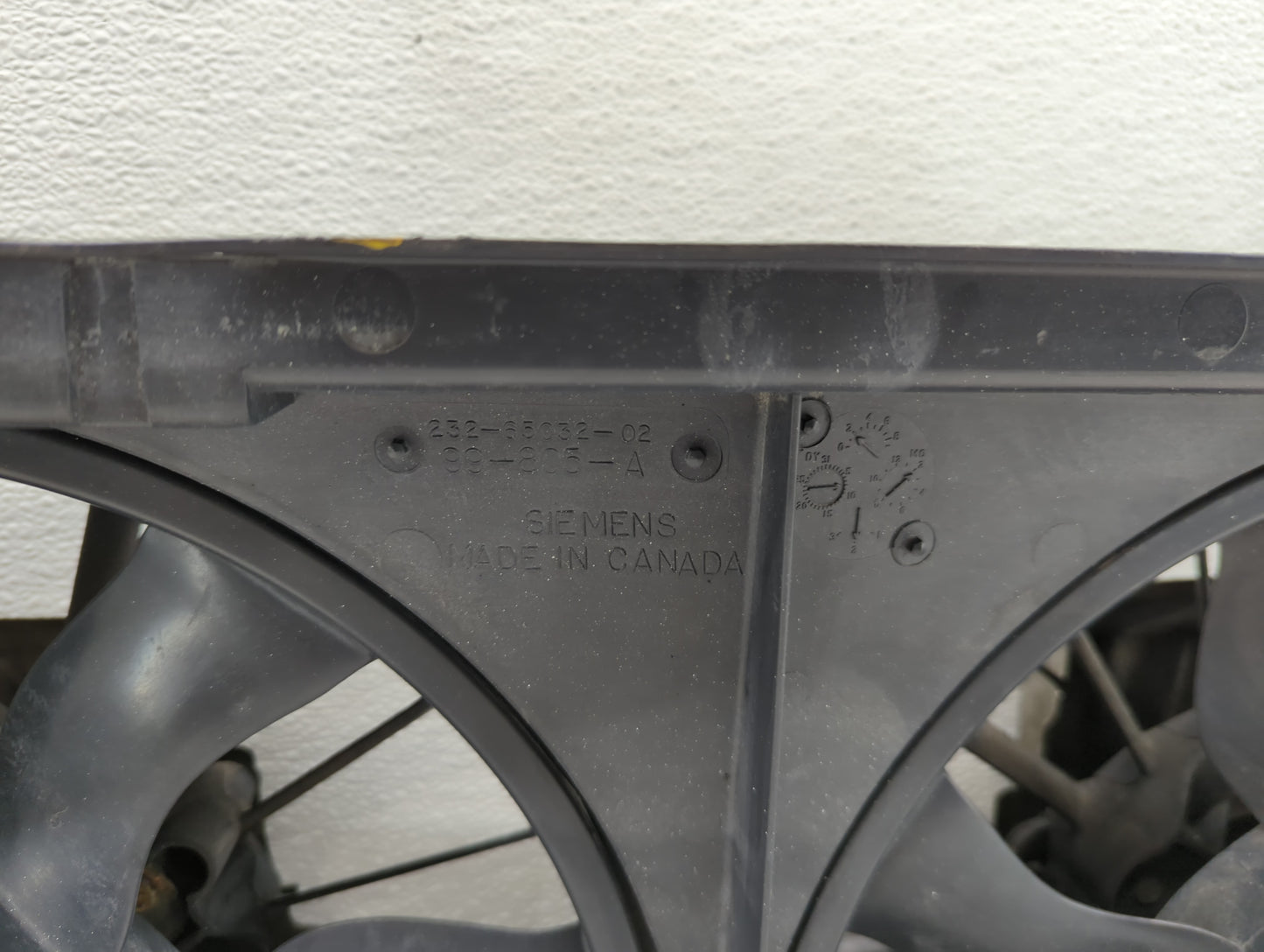 Chevrolet Impala (80 & Up) Impala Front Right Electric Cooling Motor - Oem - Oemusedautoparts1.com