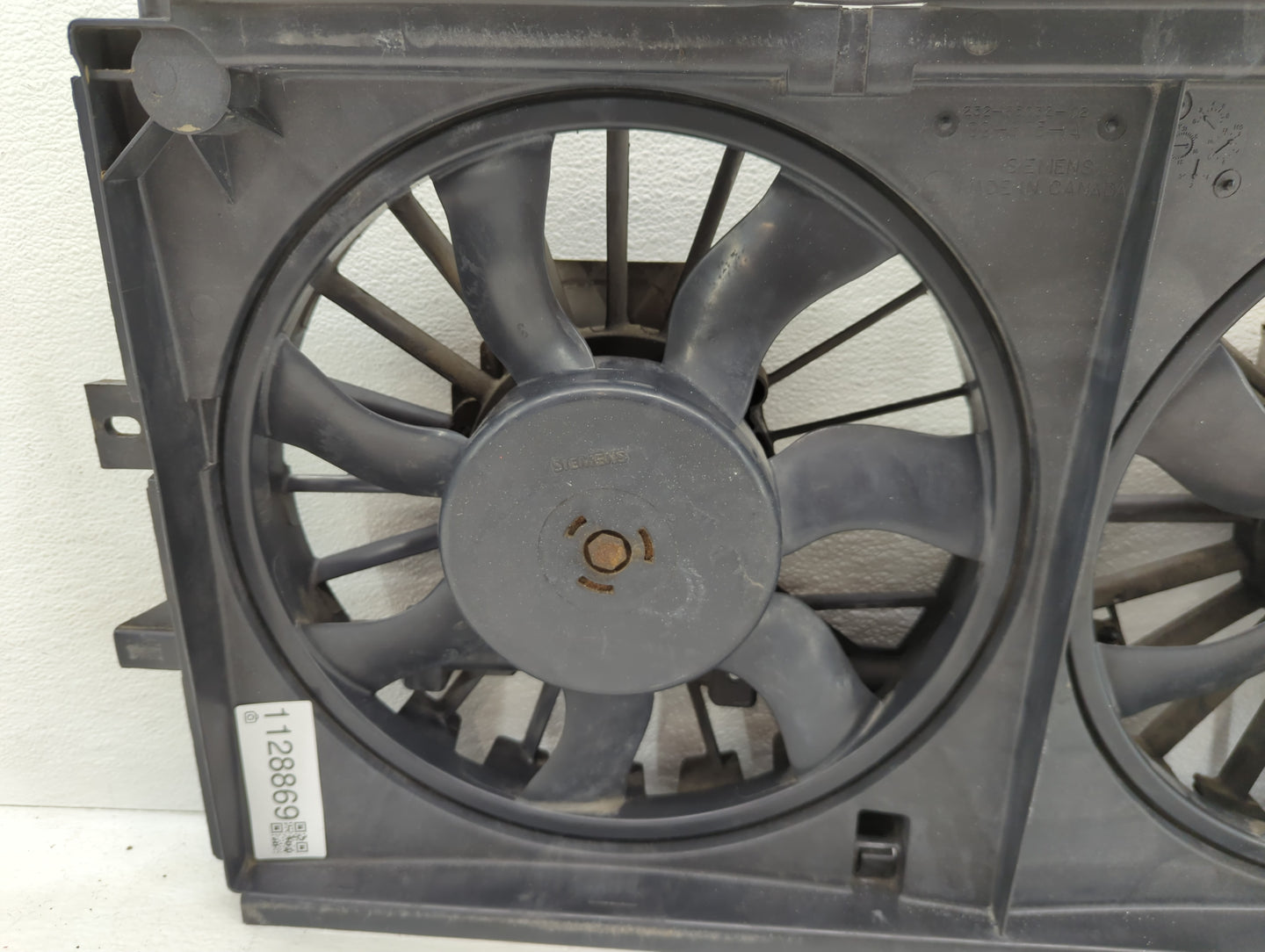 Chevrolet Impala (80 & Up) Impala Front Right Electric Cooling Motor - Oem - Oemusedautoparts1.com