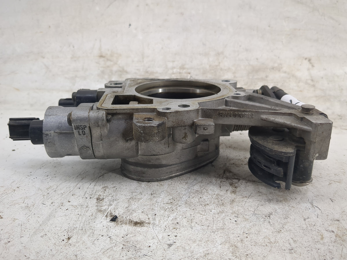 2002 Chrysler Concorde Throttle Body P/N:04591558AC 71200012AB Fits OEM Used Auto Parts - Oemusedautoparts1.com