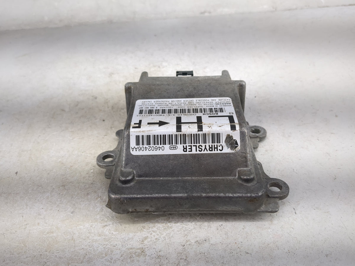 2002-2002 Chrysler Concorde Safety Restraint Srs Airbag Control Module - Oemusedautoparts1.com