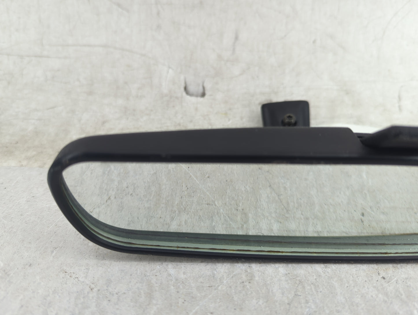 2001-2010 Chrysler Pt Cruiser Interior Rear View Mirror Replacement OEM Fits OEM Used Auto Parts - Oemusedautoparts1.com