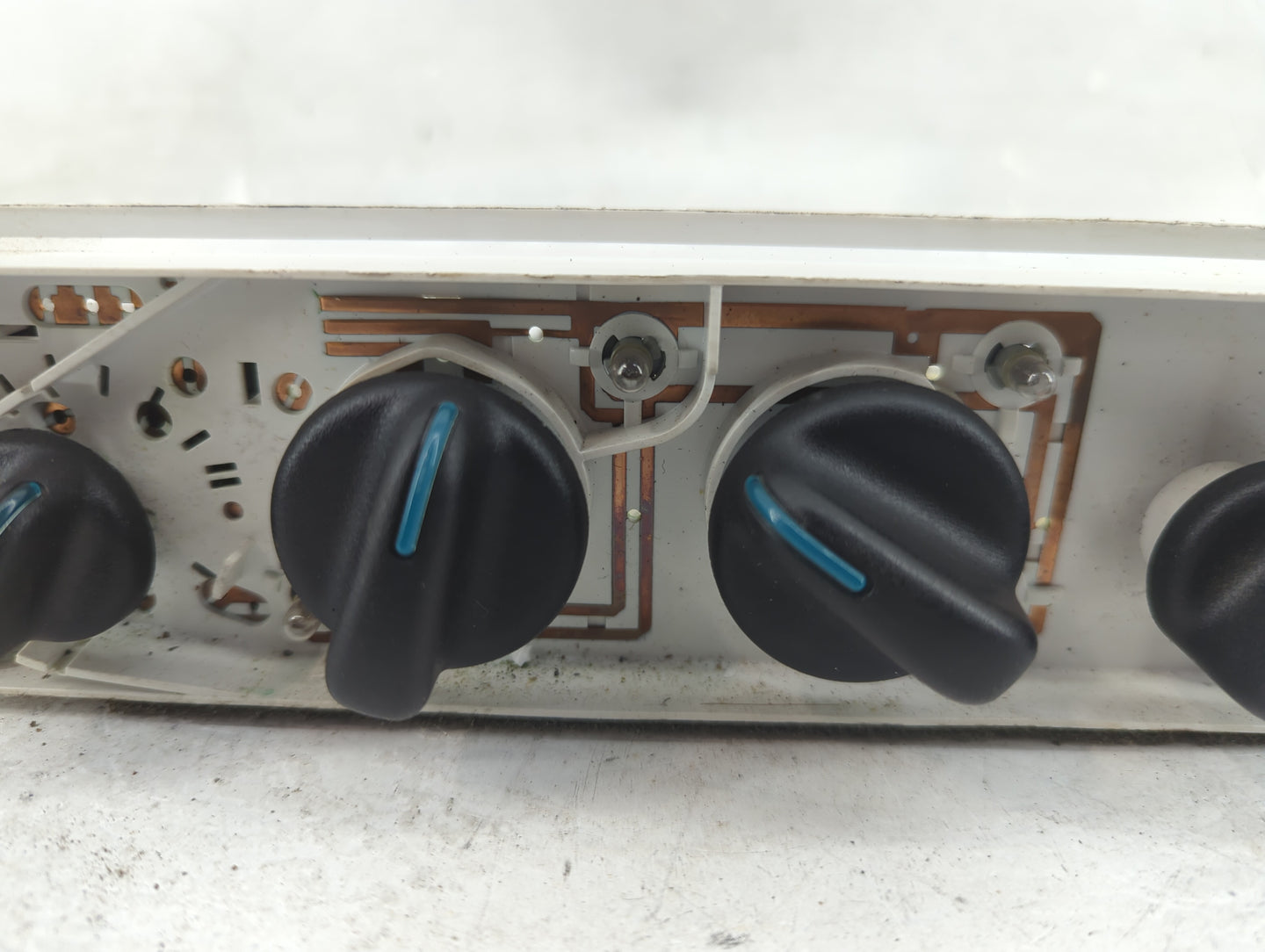 2001-2005 Chrysler Pt Cruiser Climate Control Module Temperature AC/Heater Replacement Fits Fits 2000 2001 2002 2003 2004 20
