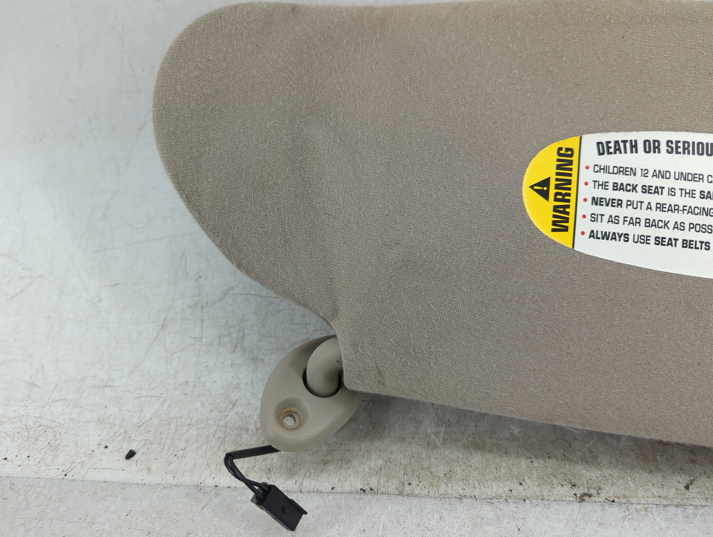 2002 Chrysler Pt Cruiser Sun Visor Shade Replacement Driver Left Mirror Fits OEM Used Auto Parts - Oemusedautoparts1.com