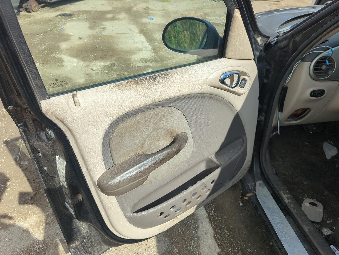 2002 Chrysler Pt Cruiser Front Left Driver Interior Door Panel Trim - Oemusedautoparts1.com