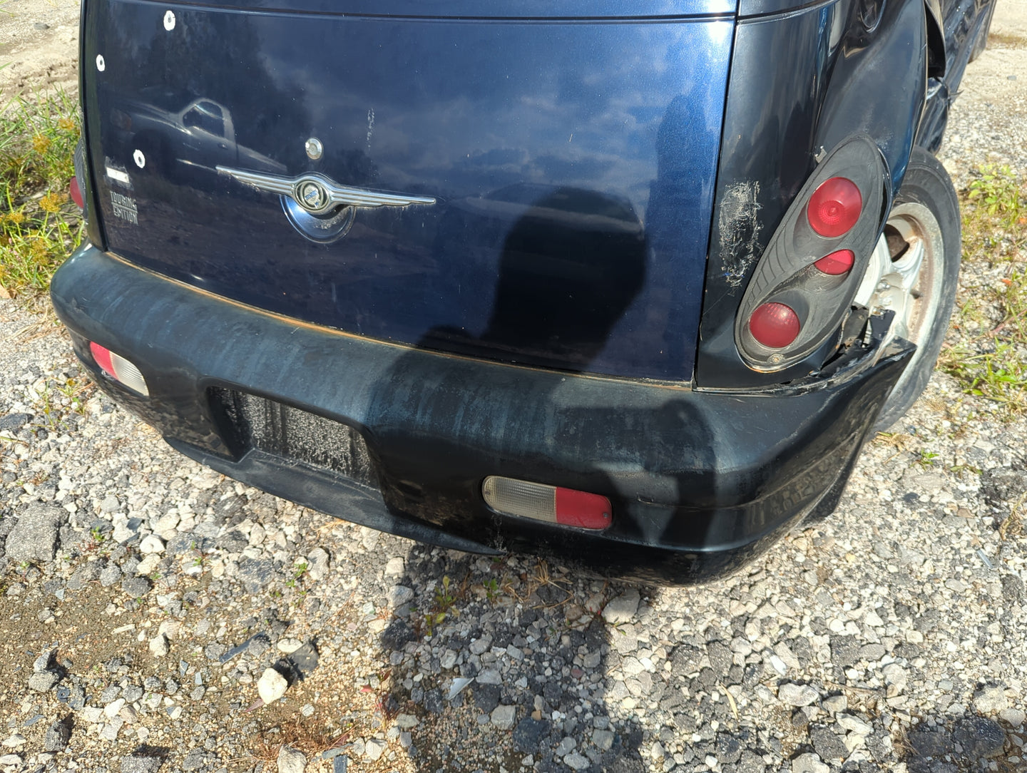 2002-2005 Chrysler Pt Cruiser Rear Bumper Assembly Oem - Oemusedautoparts1.com