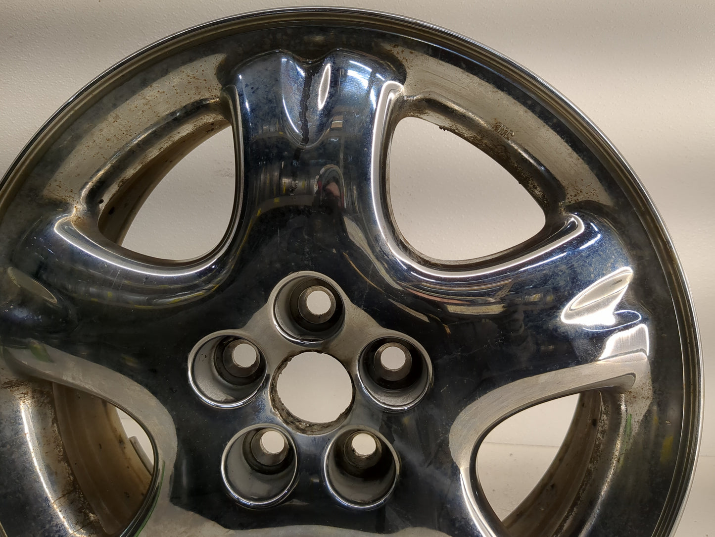 2001-2005 Chrysler Pt Cruiser Oem Wheel Rim 1239419 - Oemusedautoparts1.com