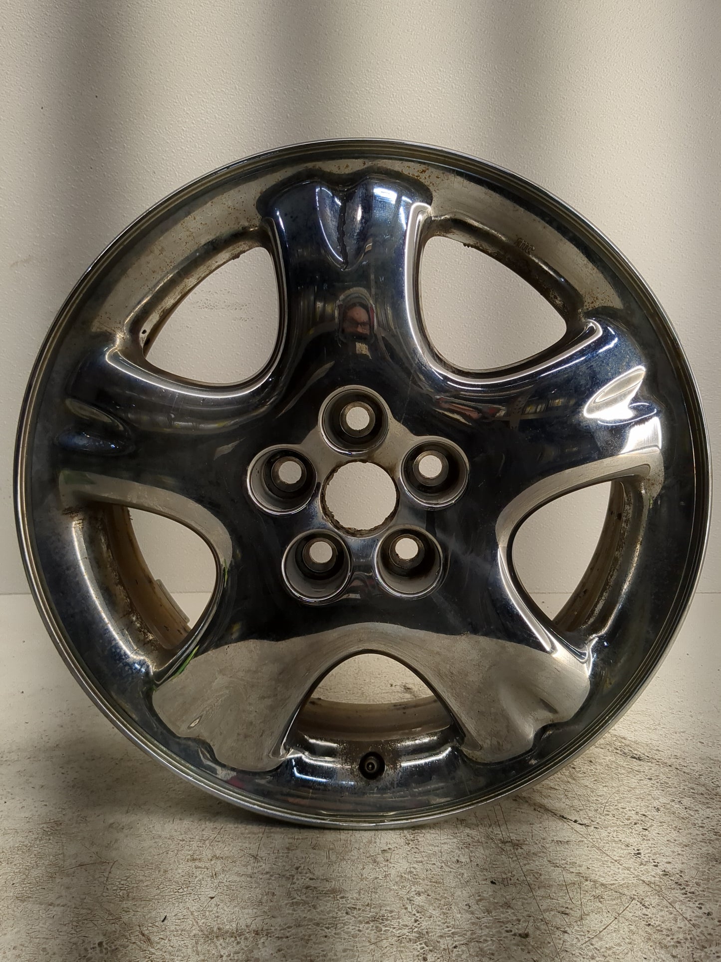 2001-2005 Chrysler Pt Cruiser Oem Wheel Rim 1239419 - Oemusedautoparts1.com
