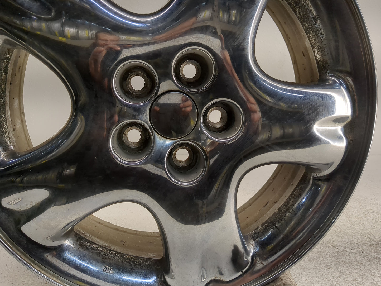 2001-2005 Chrysler Pt Cruiser Oem Wheel Rim 1239420 - Oemusedautoparts1.com