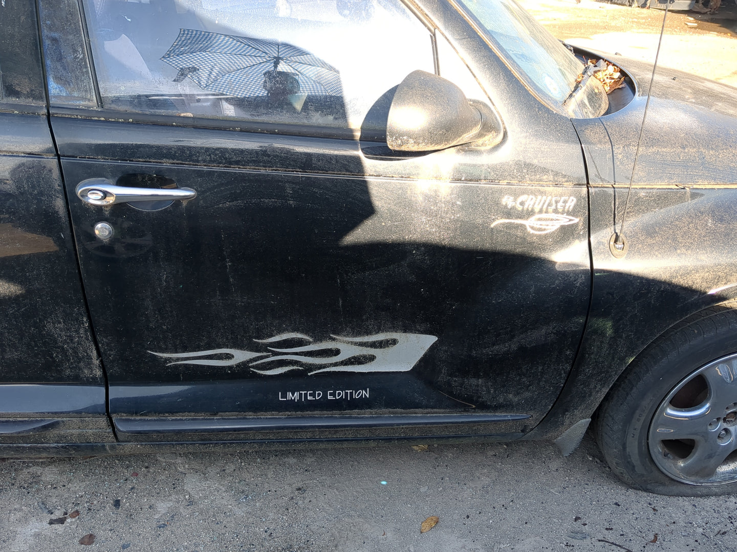 2001-2002 Chrysler Pt Cruiser Passenger Front Door Oem - Oemusedautoparts1.com