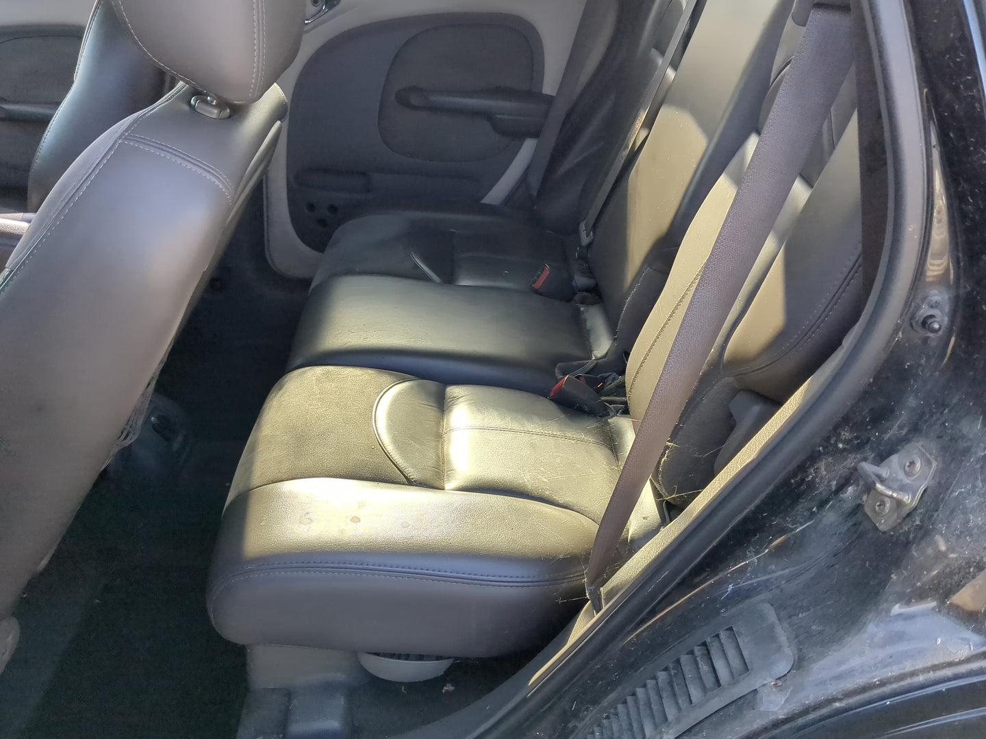 2002 Chrysler Pt Cruiser Rear Seat Oem - Oemusedautoparts1.com