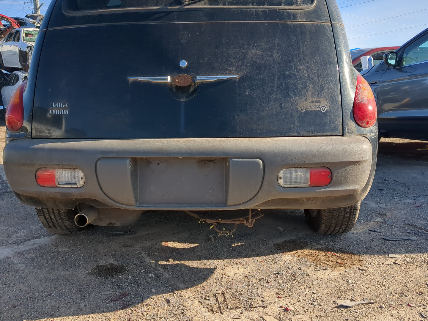 2002-2005 Chrysler Pt Cruiser Rear Bumper Assembly Oem - Oemusedautoparts1.com