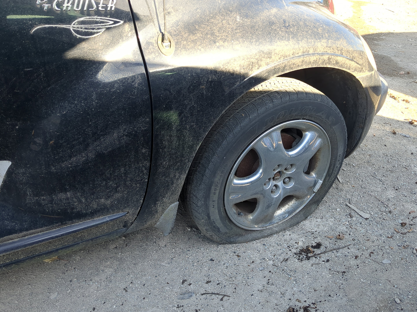 2001-2005 Chrysler Pt Cruiser Passenger Fender - Oemusedautoparts1.com