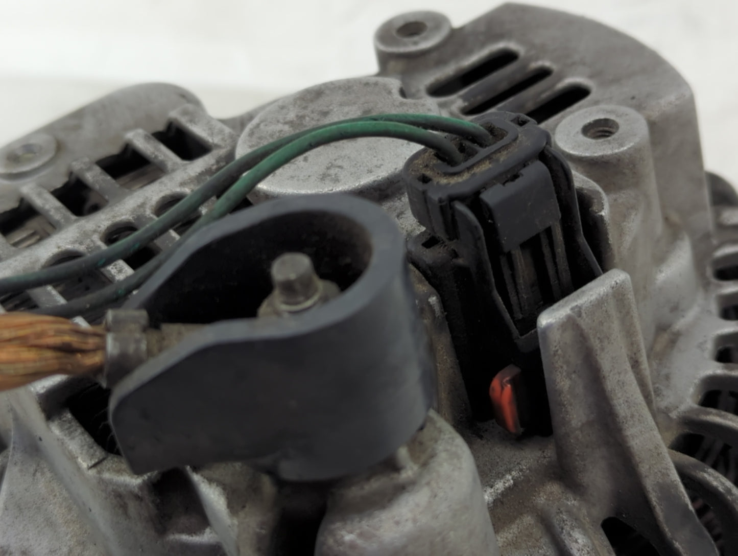 2001-2002 Chrysler Pt Cruiser Alternator Replacement Generator Charging Assembly Engine OEM P/N:5033177AB Fits Fits 2001 200