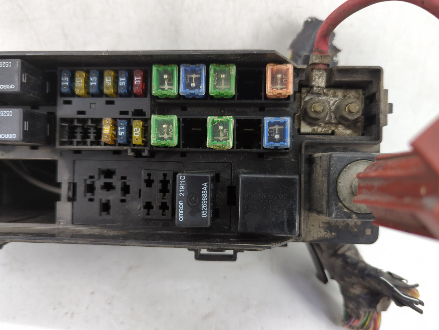 2001-2002 Chrysler Pt Cruiser Fusebox Fuse Box Panel Relay Module P/N:4794741AD Fits Fits 2001 2002 OEM Used Auto Parts - Oe
