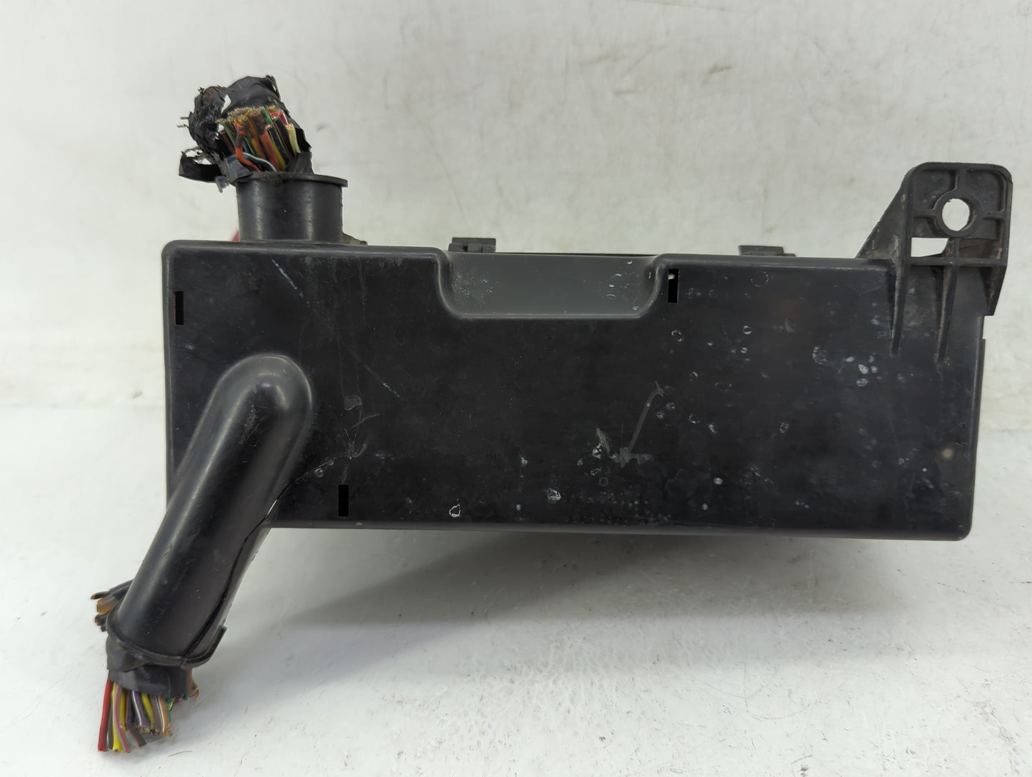 2001-2002 Chrysler Pt Cruiser Fusebox Fuse Box Panel Relay Module P/N:4794741AD Fits Fits 2001 2002 OEM Used Auto Parts - Oe