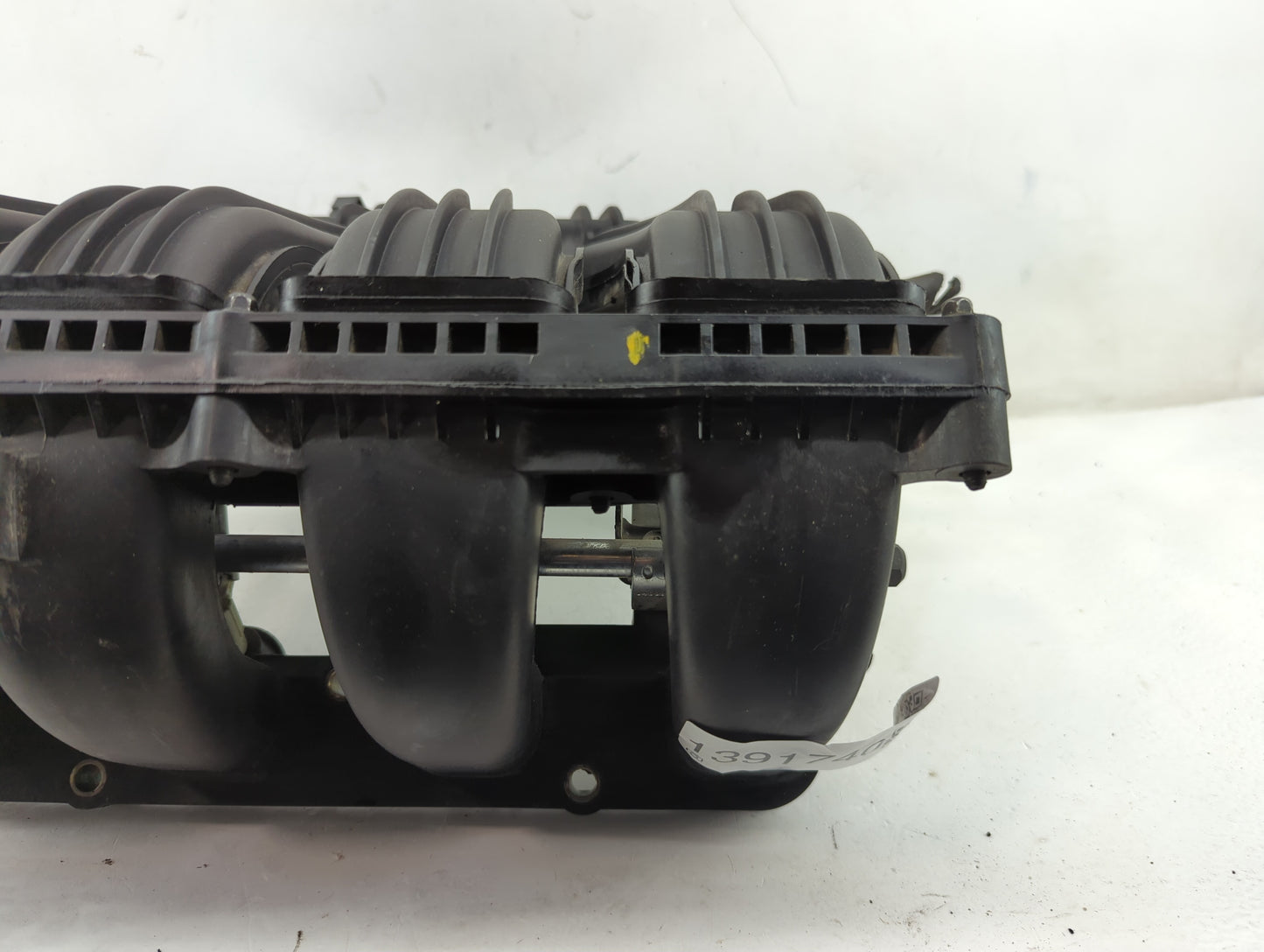 2002 Chrysler Pt Cruiser Air Intake Manifold P/N:04777866AE Fits OEM Used Auto Parts - Oemusedautoparts1.com