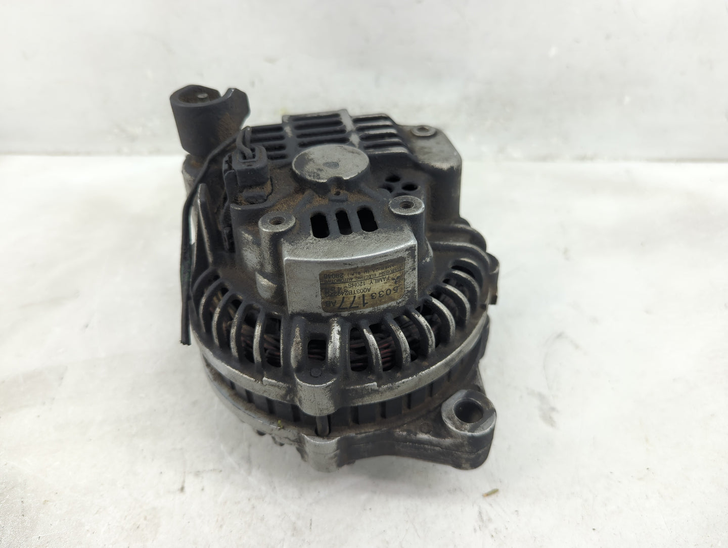 2001-2002 Chrysler Pt Cruiser Alternator Replacement Generator Charging Assembly Engine OEM P/N:5033177AB Fits Fits 2001 200