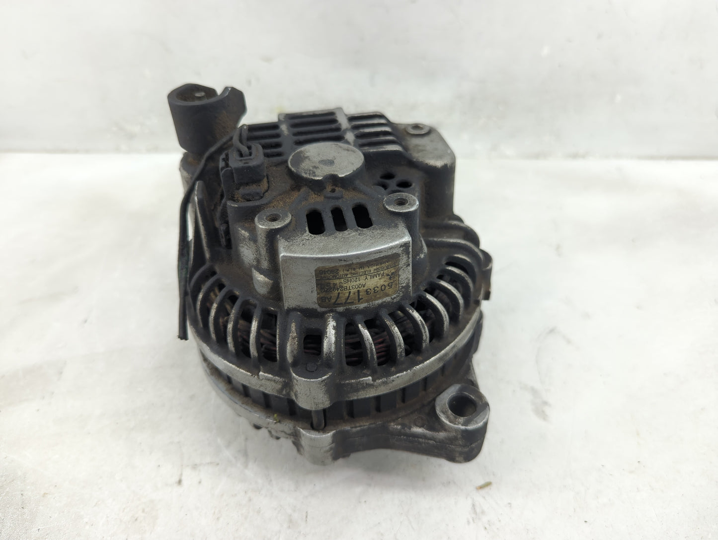 2001-2002 Chrysler Pt Cruiser Alternator Replacement Generator Charging Assembly Engine OEM P/N:5033177AB Fits Fits 2001 200