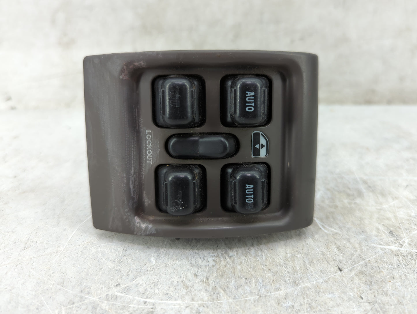 2001-2010 Chrysler Pt Cruiser Master Power Window Switch Replacement Driver Side Left P/N:0UK931L8AA Fits OEM Used Auto Part