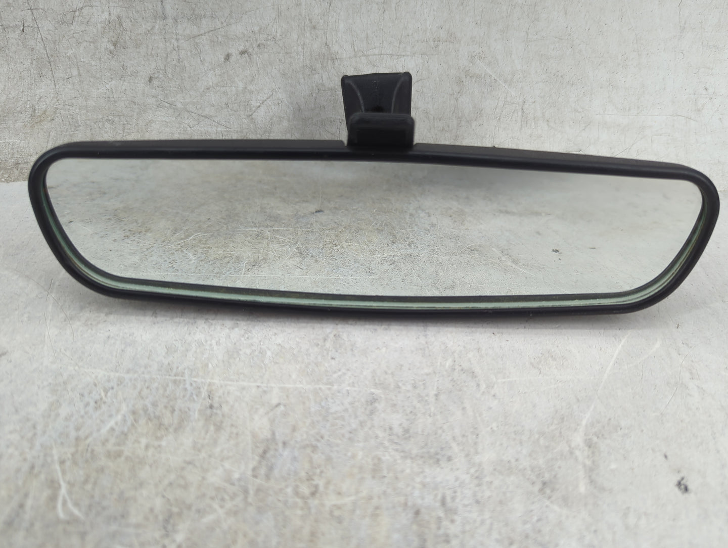 2001-2010 Chrysler Pt Cruiser Interior Rear View Mirror Replacement OEM P/N:E8011681 Fits OEM Used Auto Parts - Oemusedautop