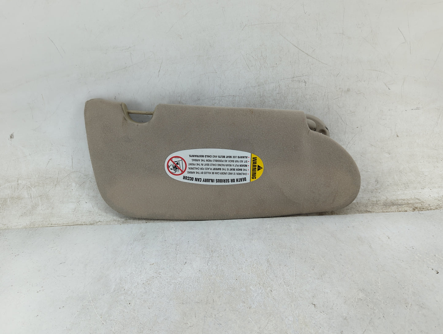 2002 Chrysler Pt Cruiser Sun Visor Shade Replacement Driver Left Mirror Fits OEM Used Auto Parts - Oemusedautoparts1.com