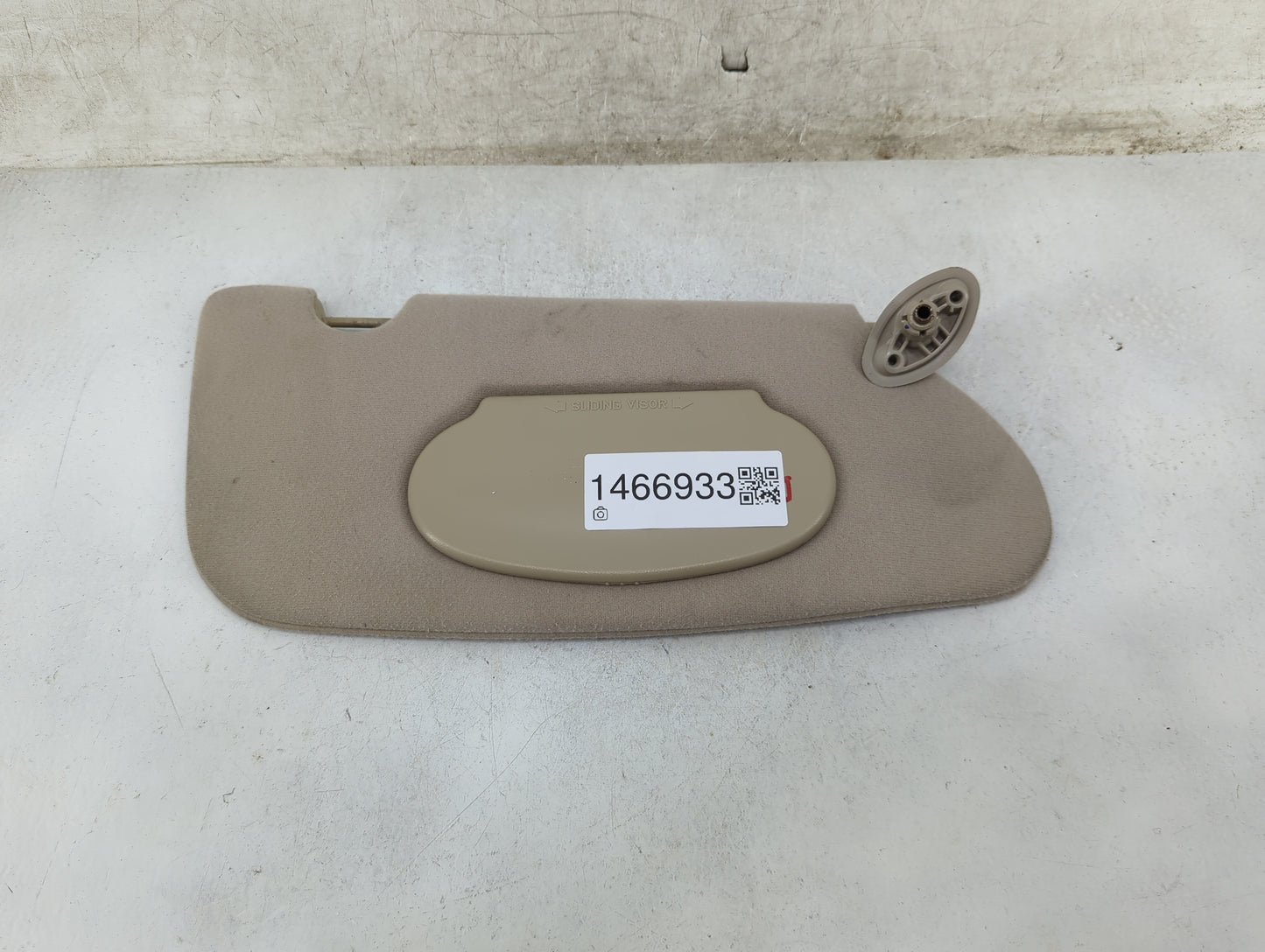 2002 Chrysler Pt Cruiser Sun Visor Shade Replacement Passenger Right Mirror Fits OEM Used Auto Parts - Oemusedautoparts1.com