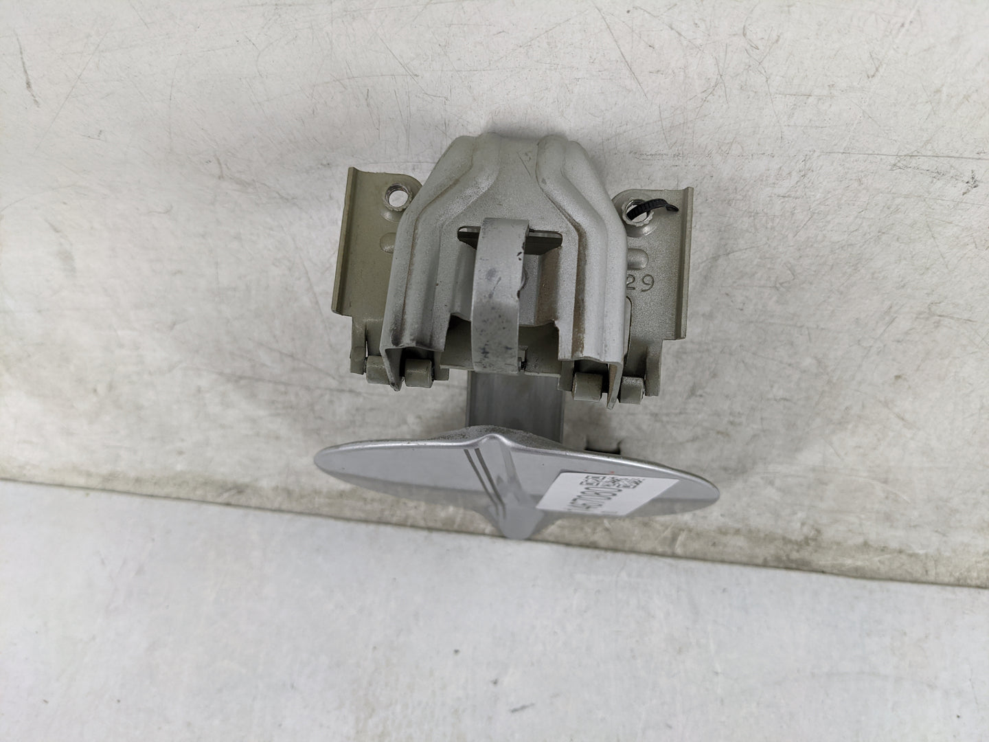 2002 Chrysler Pt Cruiser Fuel Tank Door Lid Gas Tank Silver - Oemusedautoparts1.com