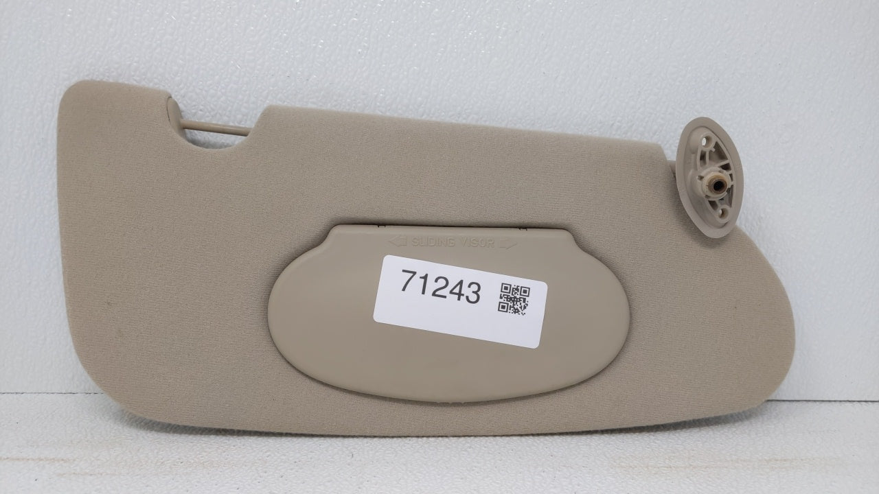 2002 Chrysler Pt Cruiser Sun Visor Shade Replacement Passenger Right Mirror Fits OEM Used Auto Parts - Oemusedautoparts1.com
